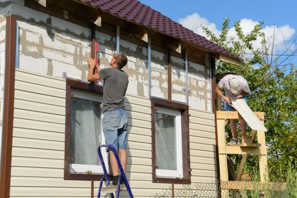 Cost of Handyman Siding Repair in Nashua