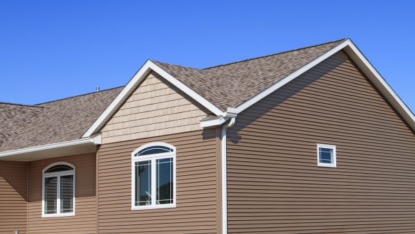 Cost of Residential Siding Service in Nashua