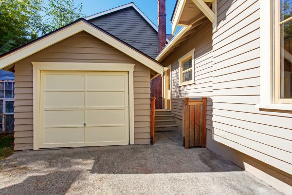 Garage Siding Replacement in Nashua