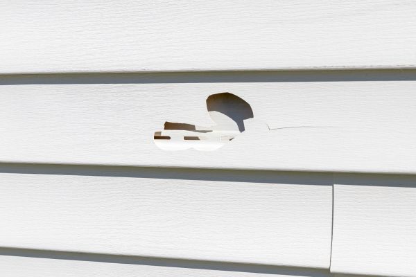 White Vinyl Siding Repair in Nashua